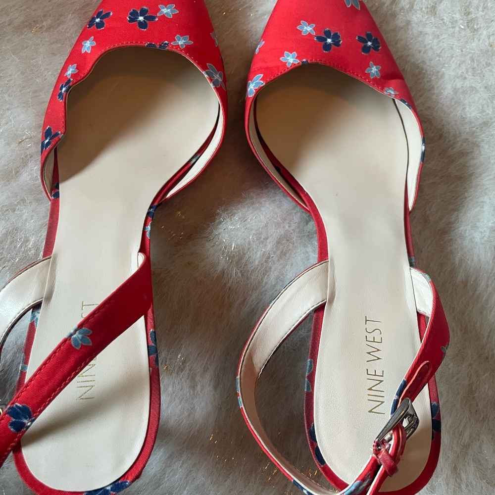 Sling back Nine West kitten heels size 12